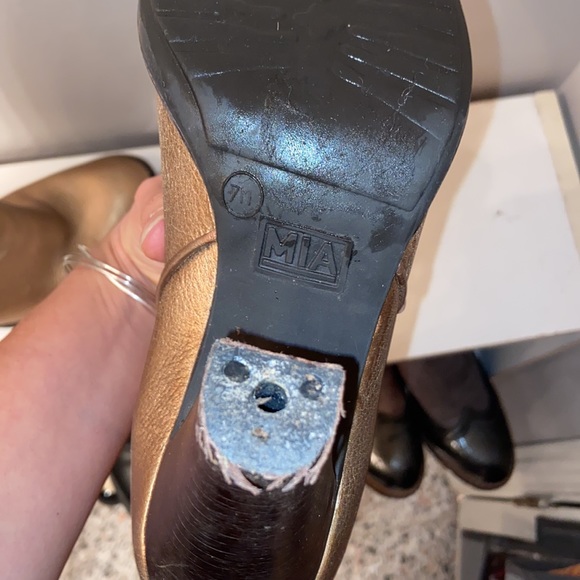 MIA Mid-length Boots - Picture 7 of 7